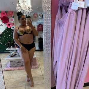 Meet your Posher, Mely Muse